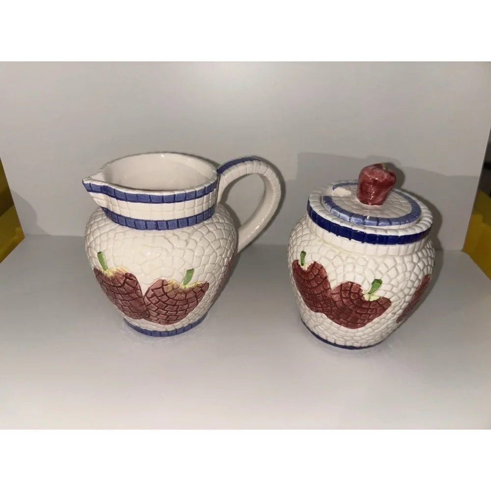 Country‎ Apple Cream and Sugar Set. Vintage Fruit Theme Cottage Stoneware